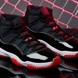 Air Jordan Bred